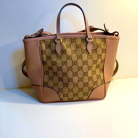 Gucci Handbags - Gucci GG Logo Crossbody with handles